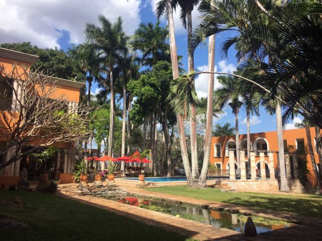 Hacienda-uxmal Pool